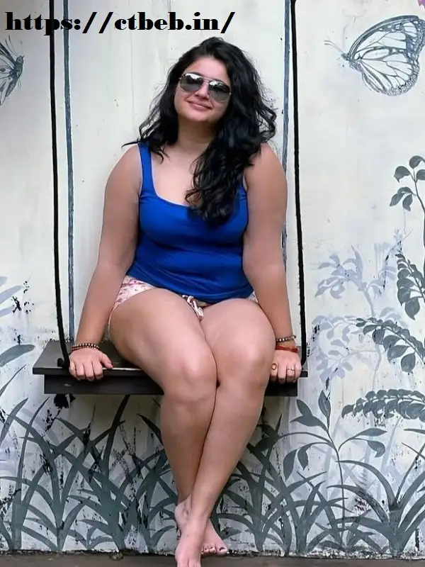 Model escort in Pune profile
